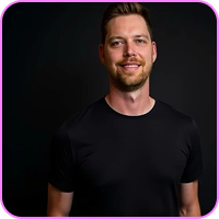 Aarron Dumm Headshot